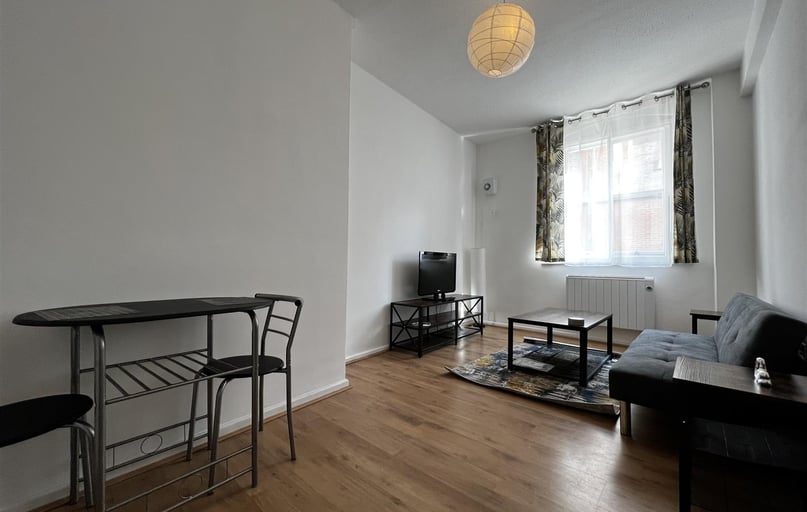 Peel House, Newcastle Upon Tyne, Newcastle - Image 1